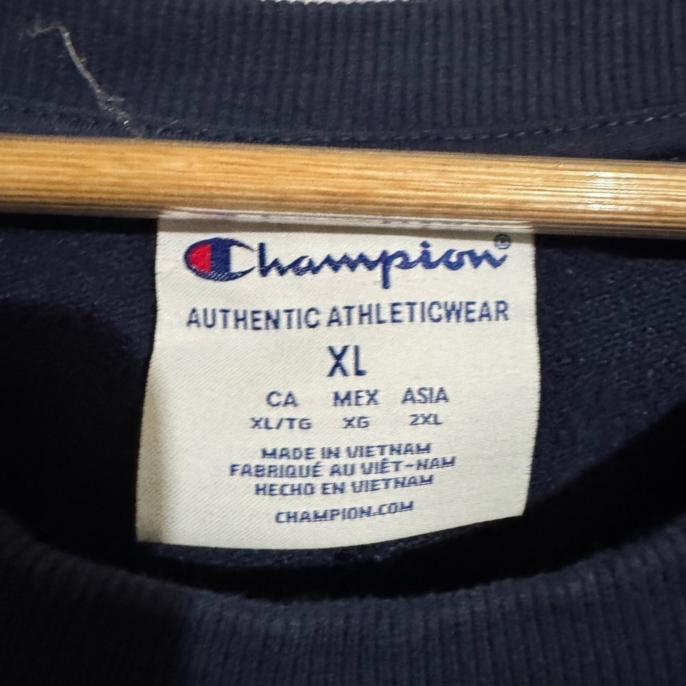 Champion Heritage Crew sweatshirt Dark Blue Crewneck with Red and White Accents - Picture 5 of 7